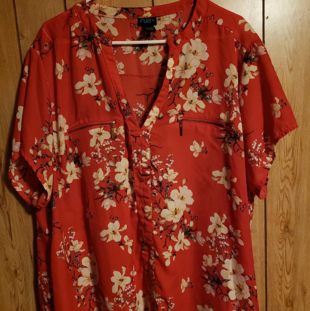 Rue 21 Top